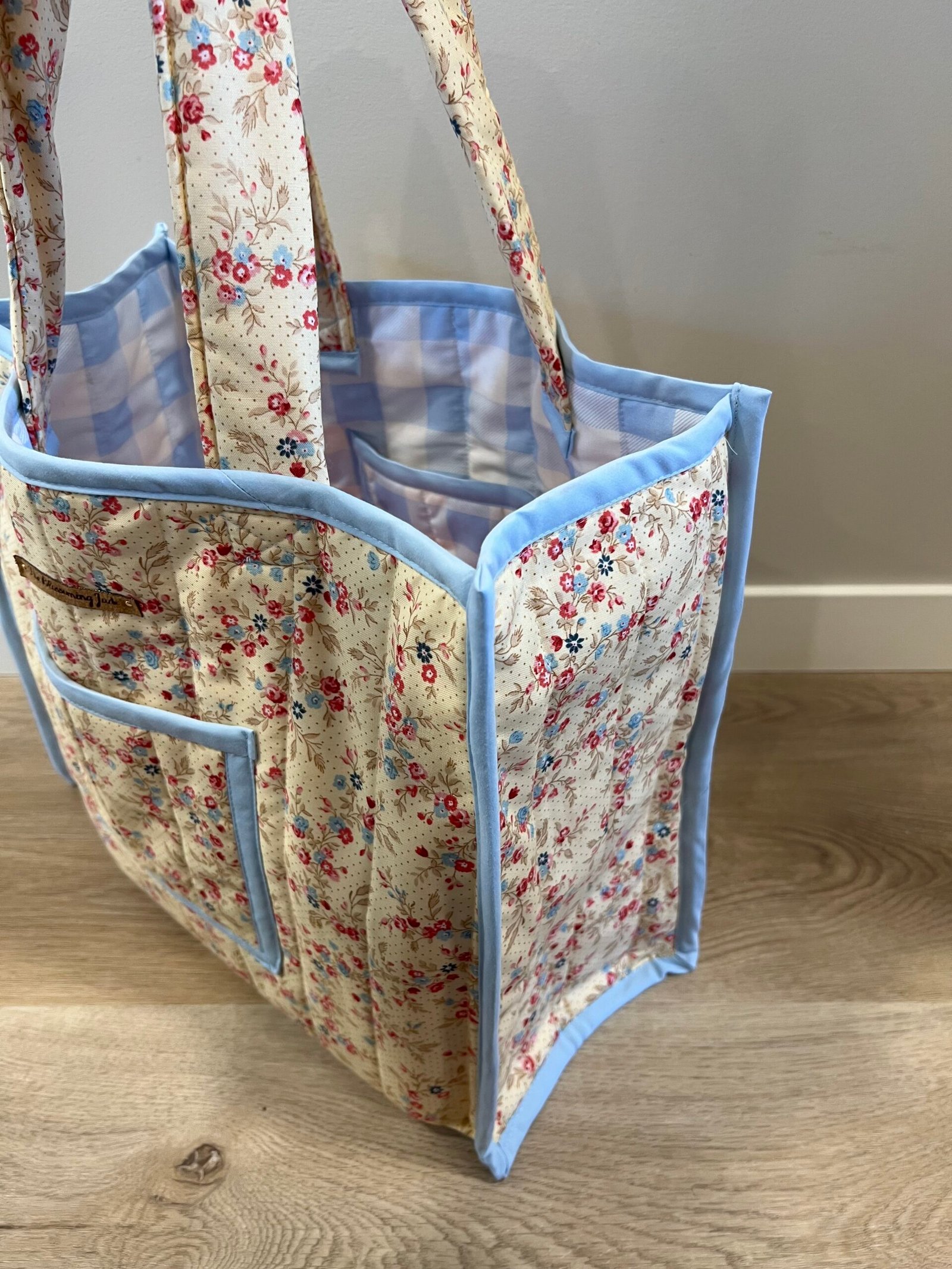 Quilted Boxy Everyday Tote in Western Floral Blue - Image 3