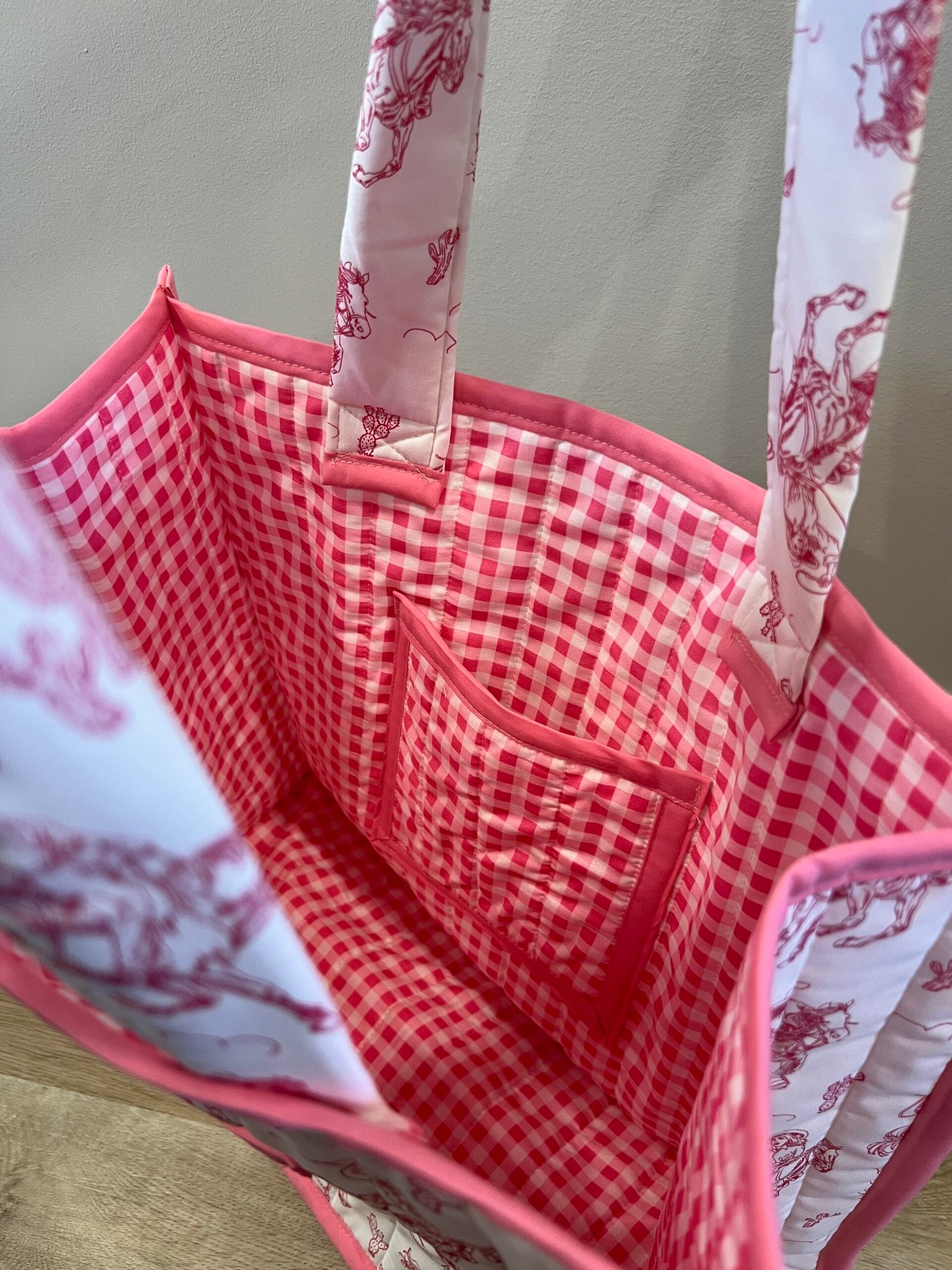 Quilted Boxy Everyday Tote in Pink Cowgirl with Solid Pink - Image 4