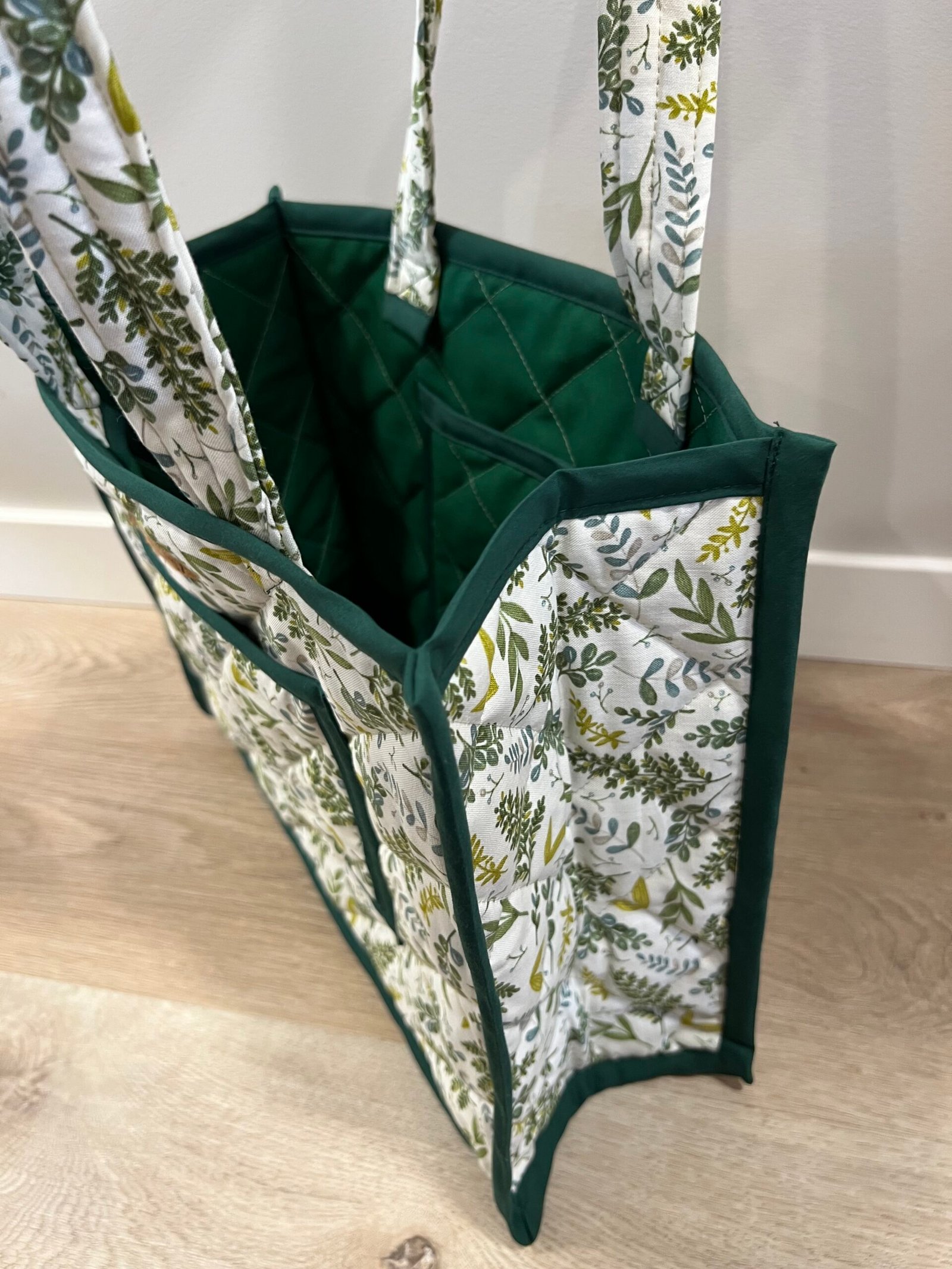 Mini Quilted Everyday Tote in Leaves - Image 4